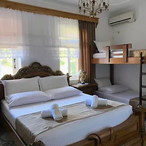  Appartement Yuri Albanie